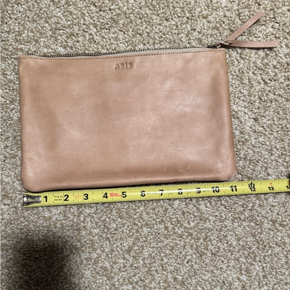 Able Pouch - Picture 4 of 5